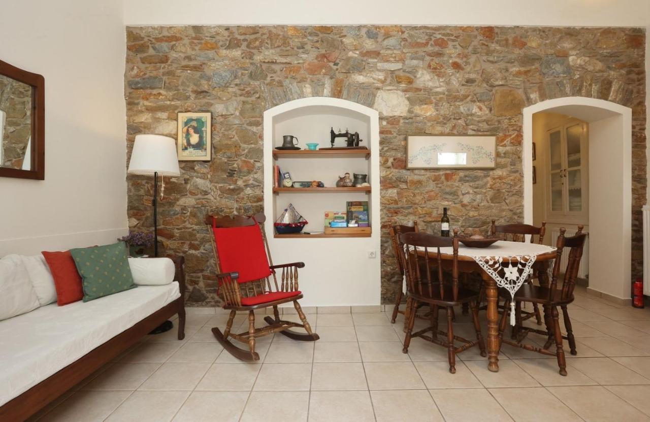Babina'S Place-Traditional House In Ermupoli Exteriér fotografie